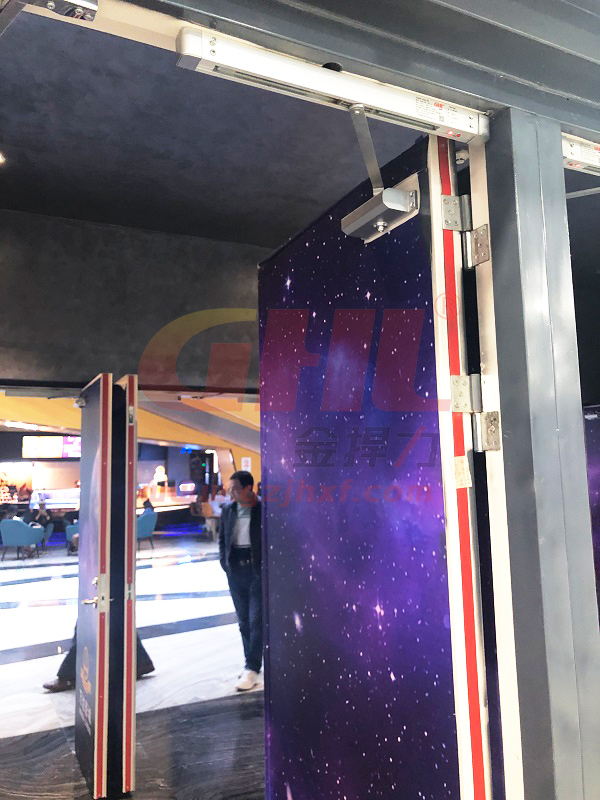 安装金捍力电动闭门器保持防火门常开