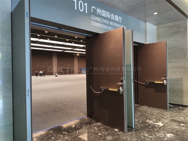 广州越秀国际会议中心安装金捍力电动推杆锁