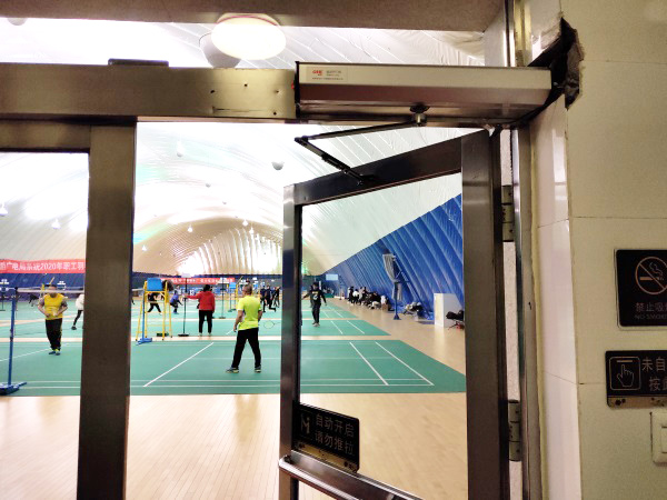 自动平开门机一键开门·内蒙古奥林匹克体育中心