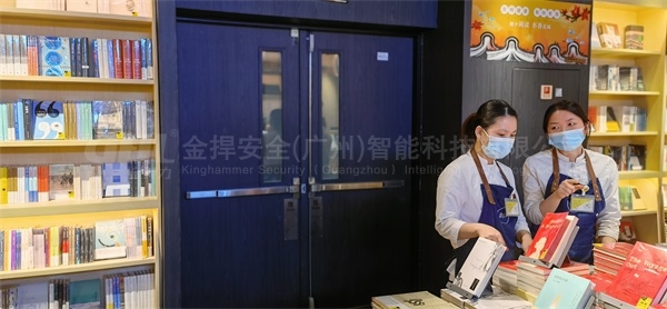 广州k11购物中心安全出口防火门